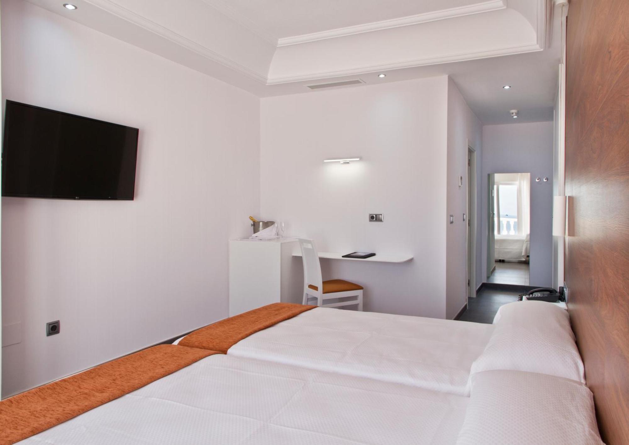 Hotel Los Delfines La Manga Bagian luar foto