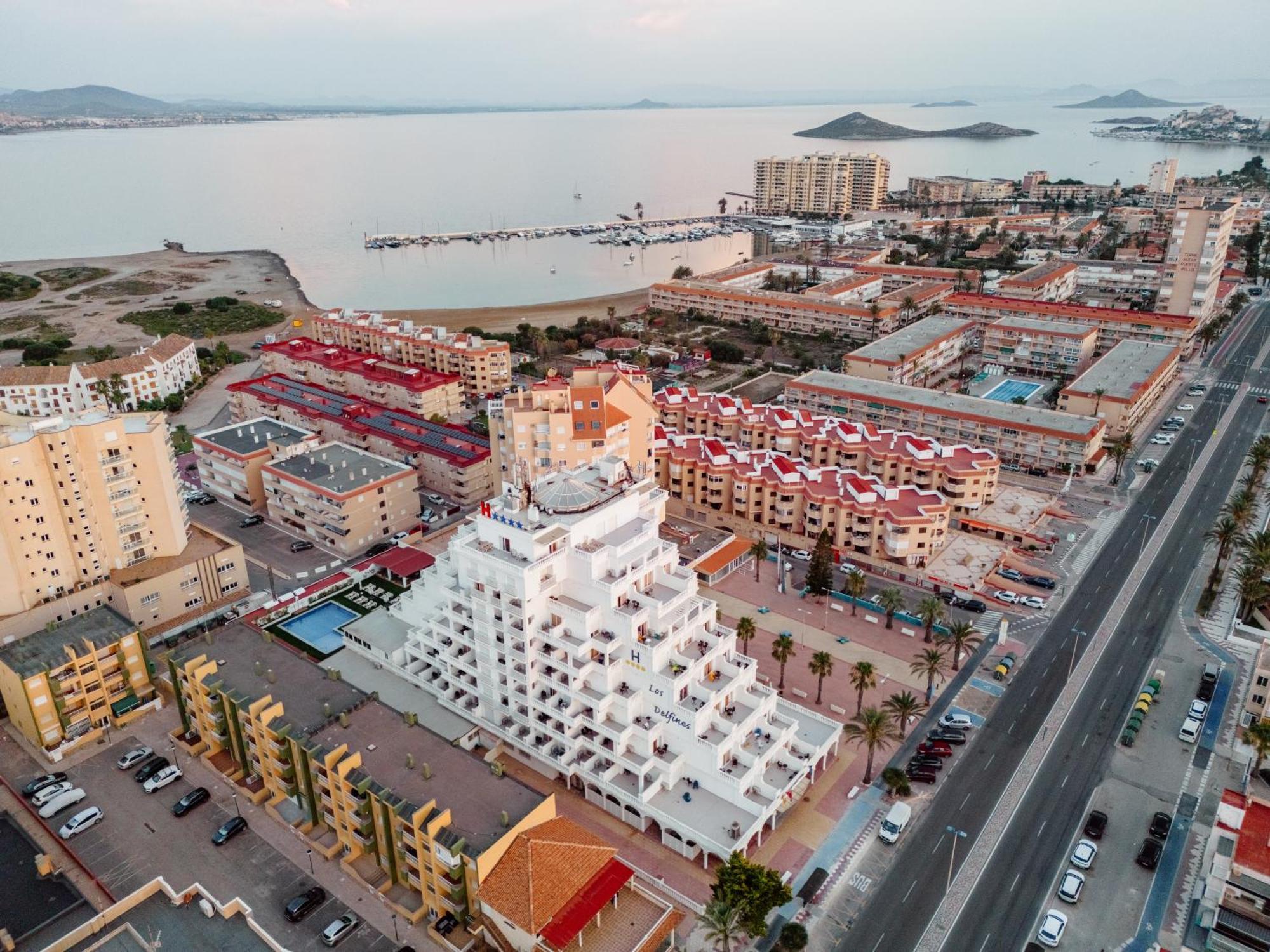 Hotel Los Delfines La Manga Bagian luar foto